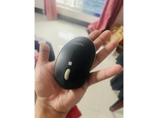 Logitech m337 Bluetooth mouse for Macbook and windows and smart phones
